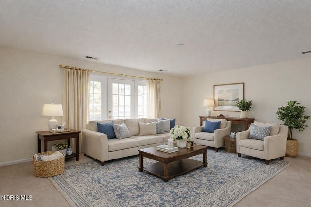 5 Olde Orchard Drive, Perrysburg, OH 43551