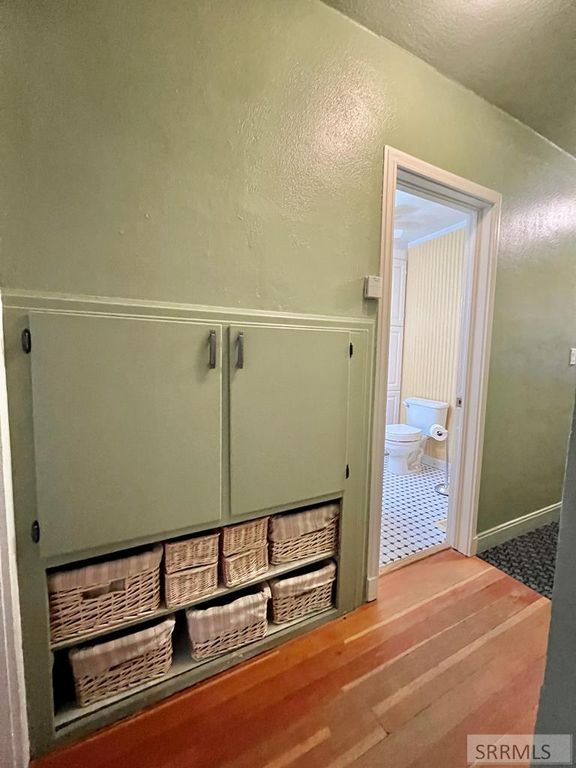 Image 12 of property listing at 498 9th Street, Idaho Falls, ID 83404