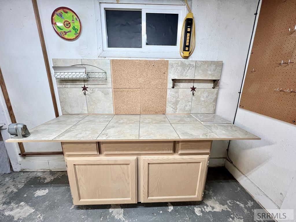 Image 26 of property listing at 498 9th Street, Idaho Falls, ID 83404