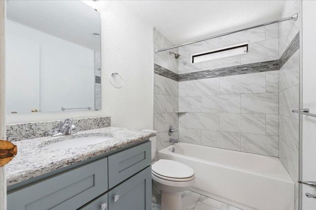 3202 OTTER CREEK COURT, Lakeland, FL 33810