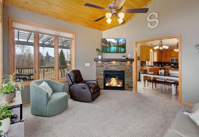 406 Singing Hills Drive SE, Lonsdale, MN 55046
