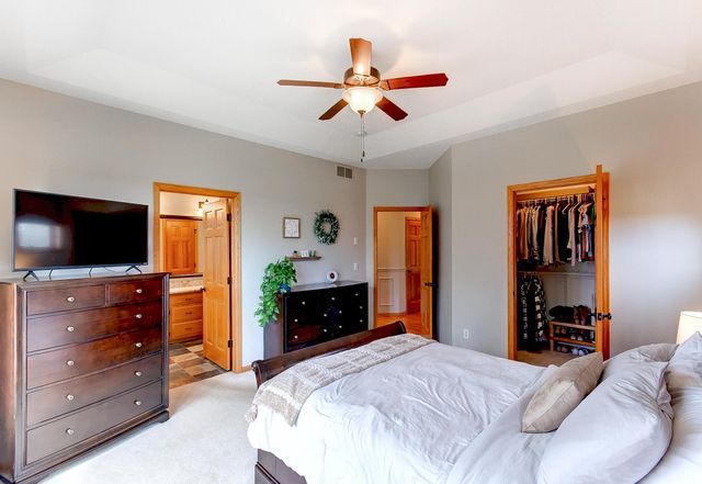 406 Singing Hills Drive SE, Lonsdale, MN 55046