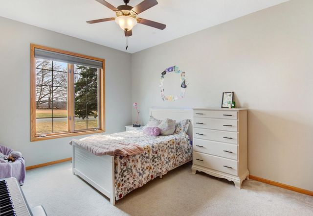 406 Singing Hills Drive SE, Lonsdale, MN 55046