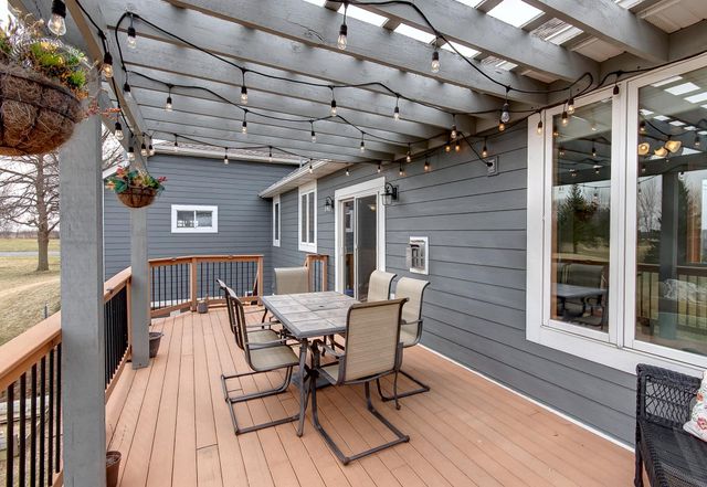 406 Singing Hills Drive SE, Lonsdale, MN 55046