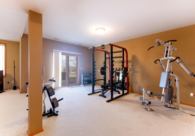 406 Singing Hills Drive SE, Lonsdale, MN 55046