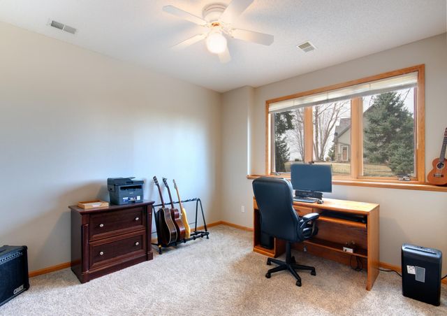 406 Singing Hills Drive SE, Lonsdale, MN 55046