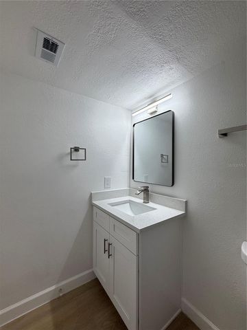 2759 L B MCLEOD ROAD 2759B, Orlando, FL 32805