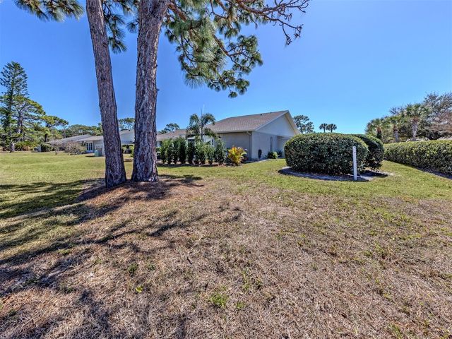 601 PINEBROOK CRESCENT 1, Venice, FL 34285