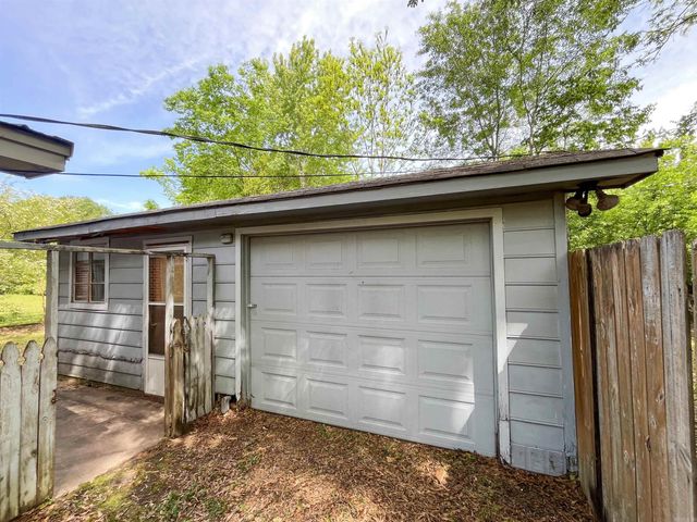 1610 Jones Dr, Conway, AR 72032