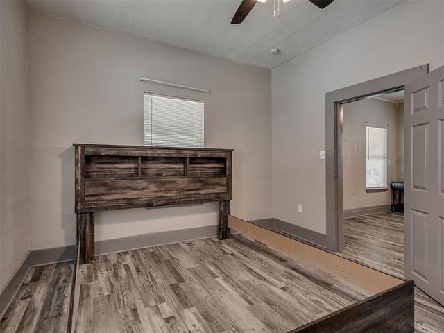 912 S Rock Island Avenue, El Reno, OK 73036