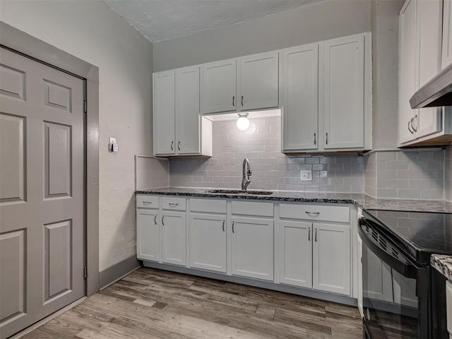 912 S Rock Island Avenue, El Reno, OK 73036