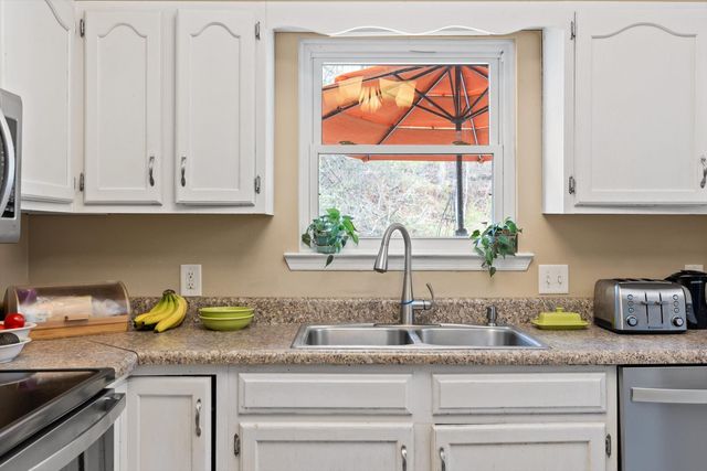 137 Fox Run Circle N, Flintstone, GA 30725