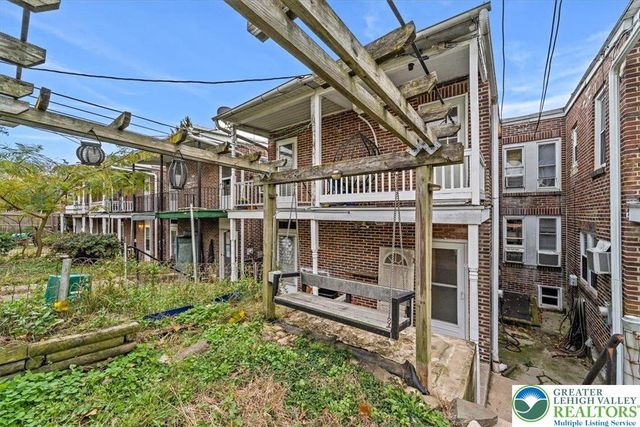 335 Linden Street, Reading City, PA 19604