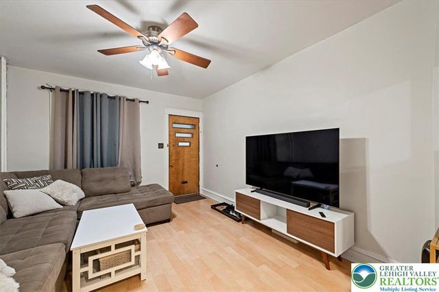 335 Linden Street, Reading City, PA 19604