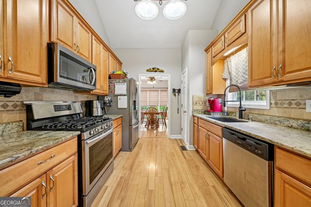 130 Chesterfield Drive, Newnan, GA 30265