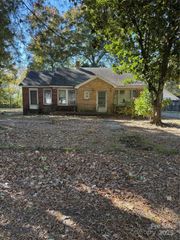 664 Jackson Terrace SW, Concord, NC 28027