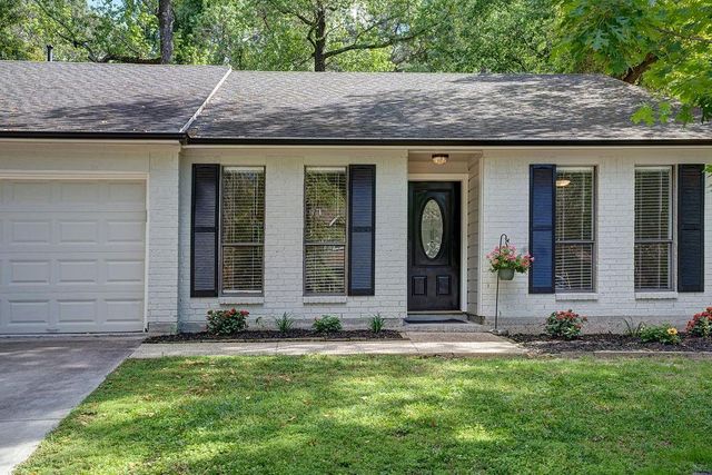 55 Dew Fall Ct Court, The Woodlands, TX 77380