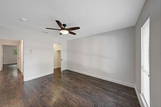 55 Dew Fall Ct Court, The Woodlands, TX 77380