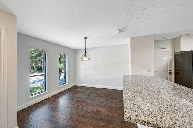 55 Dew Fall Ct Court, The Woodlands, TX 77380