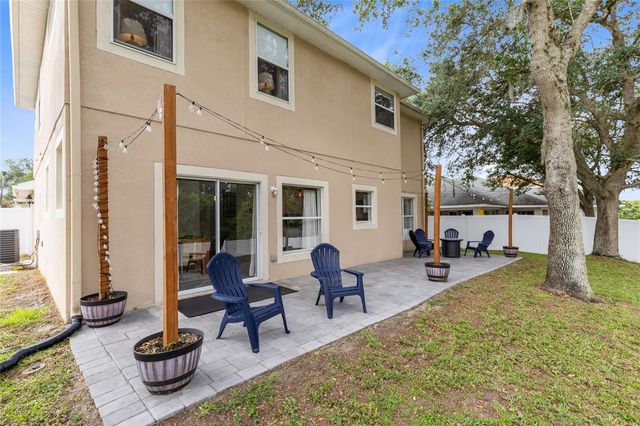 498 WEKIVA CREST DRIVE, Apopka, FL 32712