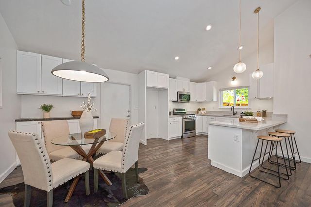 938 Mikkelsen Dr, Auburn, CA 95603