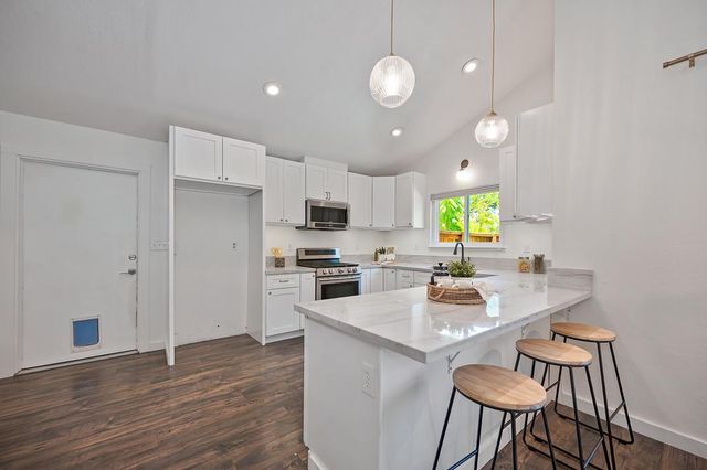 938 Mikkelsen Dr, Auburn, CA 95603