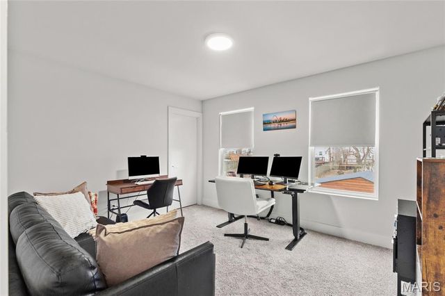 3415 Vista Avenue, St Louis, MO 63104