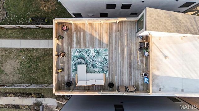 3415 Vista Avenue, St Louis, MO 63104