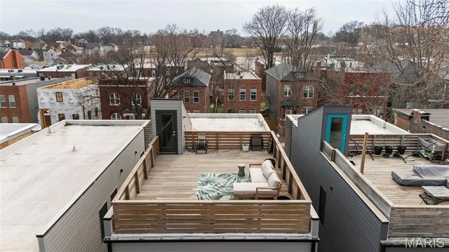 3415 Vista Avenue, St Louis, MO 63104