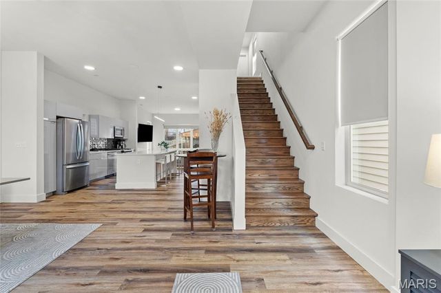 3415 Vista Avenue, St Louis, MO 63104