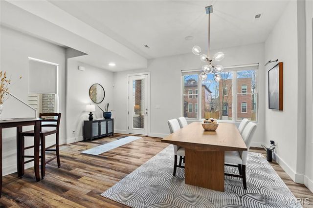 3415 Vista Avenue, St Louis, MO 63104