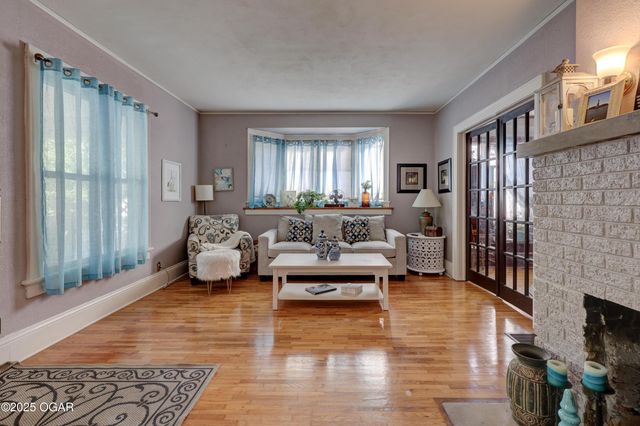 1513 S Main Street, Carthage, MO 64836