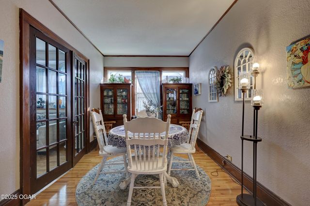 1513 S Main Street, Carthage, MO 64836