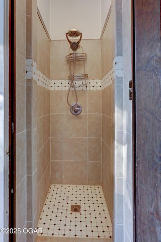 1513 S Main Street, Carthage, MO 64836