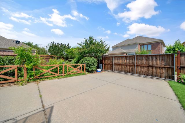 3505 Curbstone Way, Plano, TX 75074