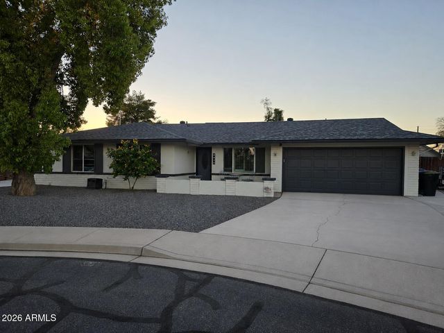2612 W OSAGE Circle, Mesa, AZ 85202