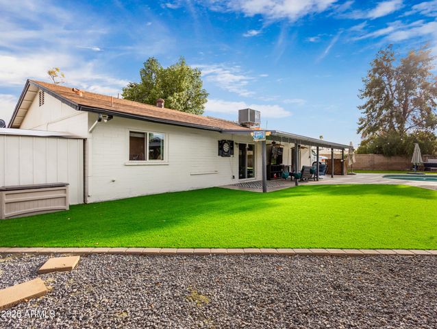 2612 W OSAGE Circle, Mesa, AZ 85202