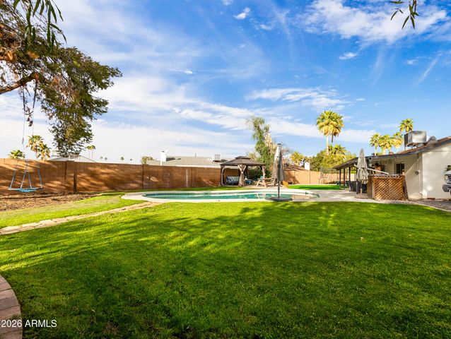 2612 W OSAGE Circle, Mesa, AZ 85202