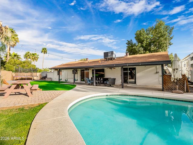 2612 W OSAGE Circle, Mesa, AZ 85202