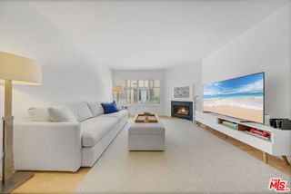 2141 S Bentley Avenue 107, Los Angeles, CA 90025