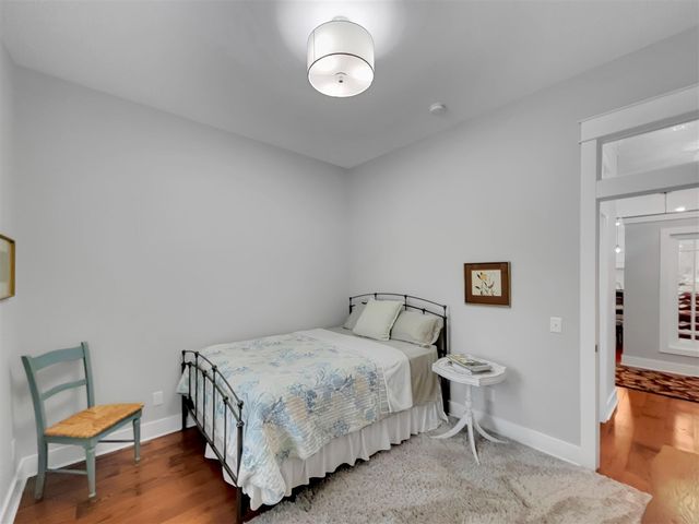 133 E Hanover Street, Pentwater, MI 49449