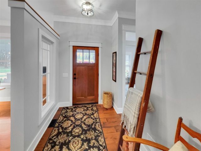 133 E Hanover Street, Pentwater, MI 49449