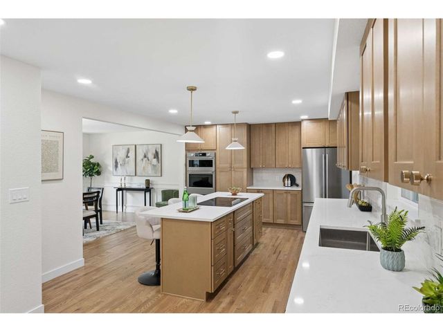 7007 E Hinsdale Ave, Englewood, CO 80112