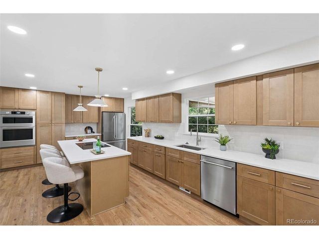 7007 E Hinsdale Ave, Englewood, CO 80112
