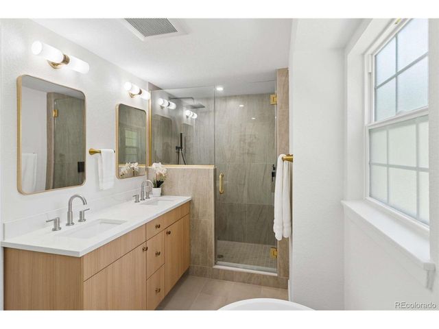 7007 E Hinsdale Ave, Englewood, CO 80112