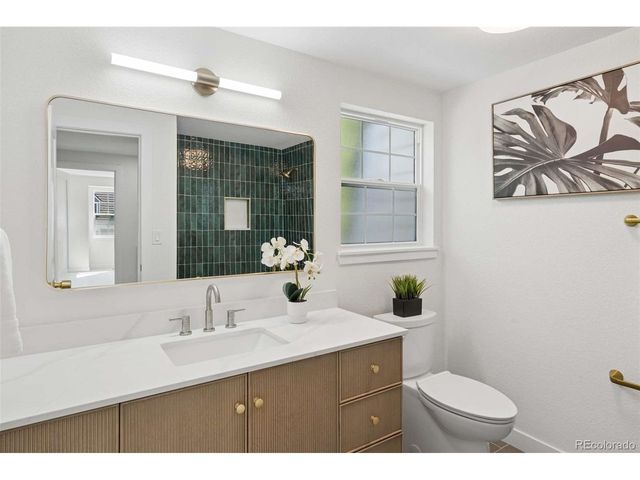 7007 E Hinsdale Ave, Englewood, CO 80112