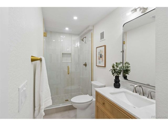 7007 E Hinsdale Ave, Englewood, CO 80112