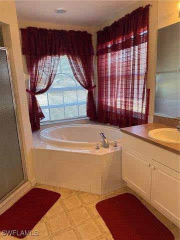 226 NE 20th ST, Cape Coral, FL 33909