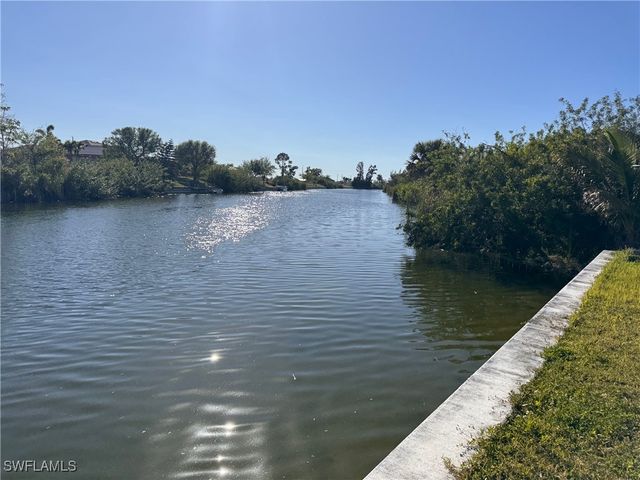 226 NE 20th ST, Cape Coral, FL 33909