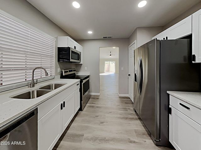 609 S DANYELL Drive, Chandler, AZ 85225